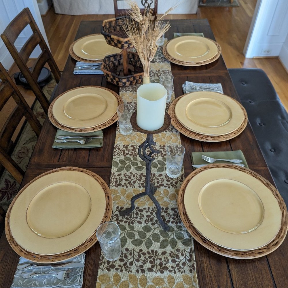 Plant Nature Tree Branch Modern Table Runner - Picture 1 of 9